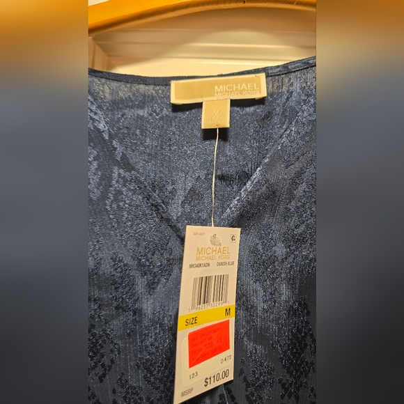 NWT Michael Kors wrap top - Picture 3 of 7